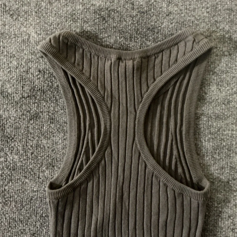 Splendid Olive Ribbed Tank Top - Picture 9 of 12